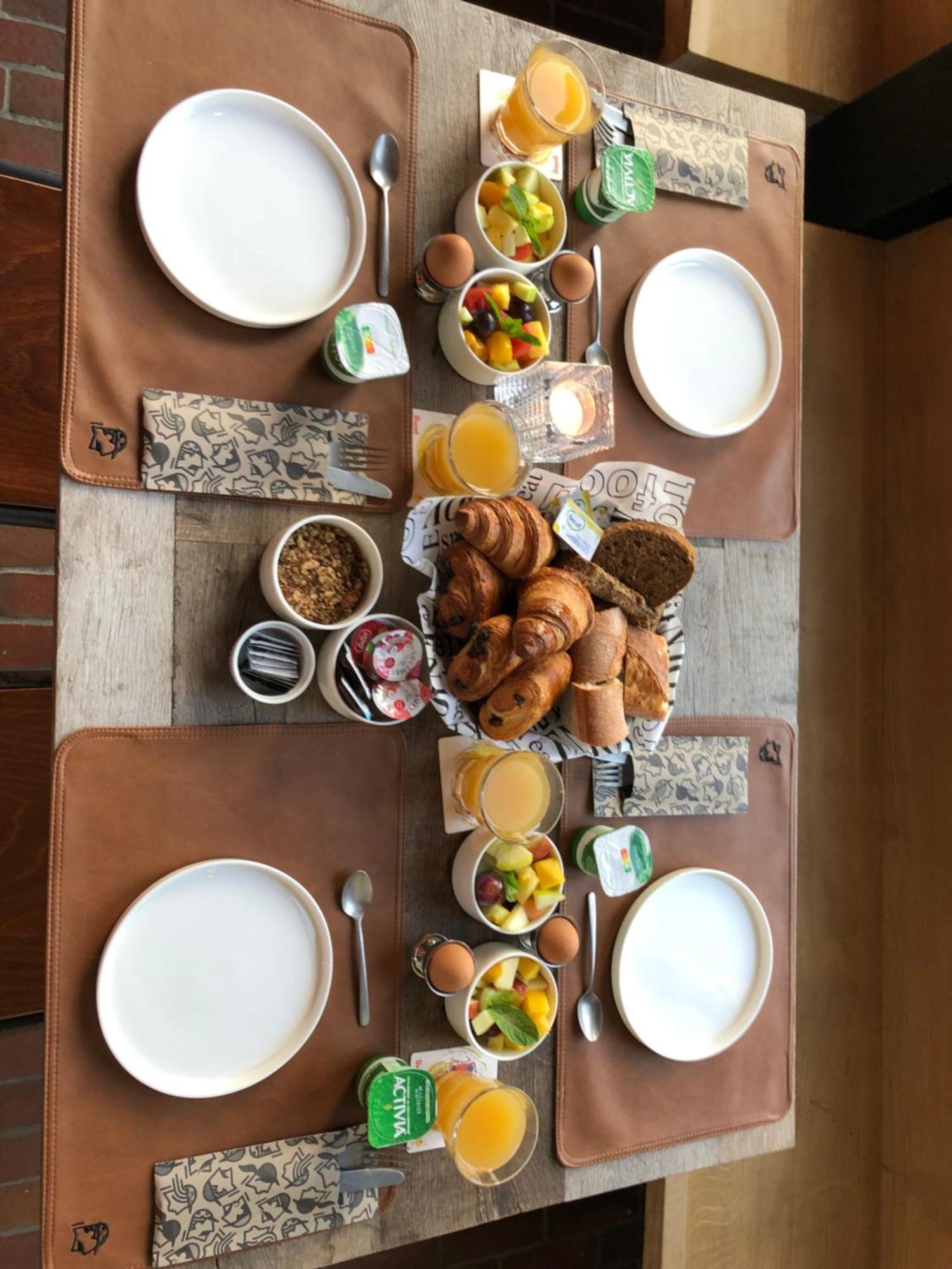 Cafe Coureur Borgloon Otel Dış mekan fotoğraf